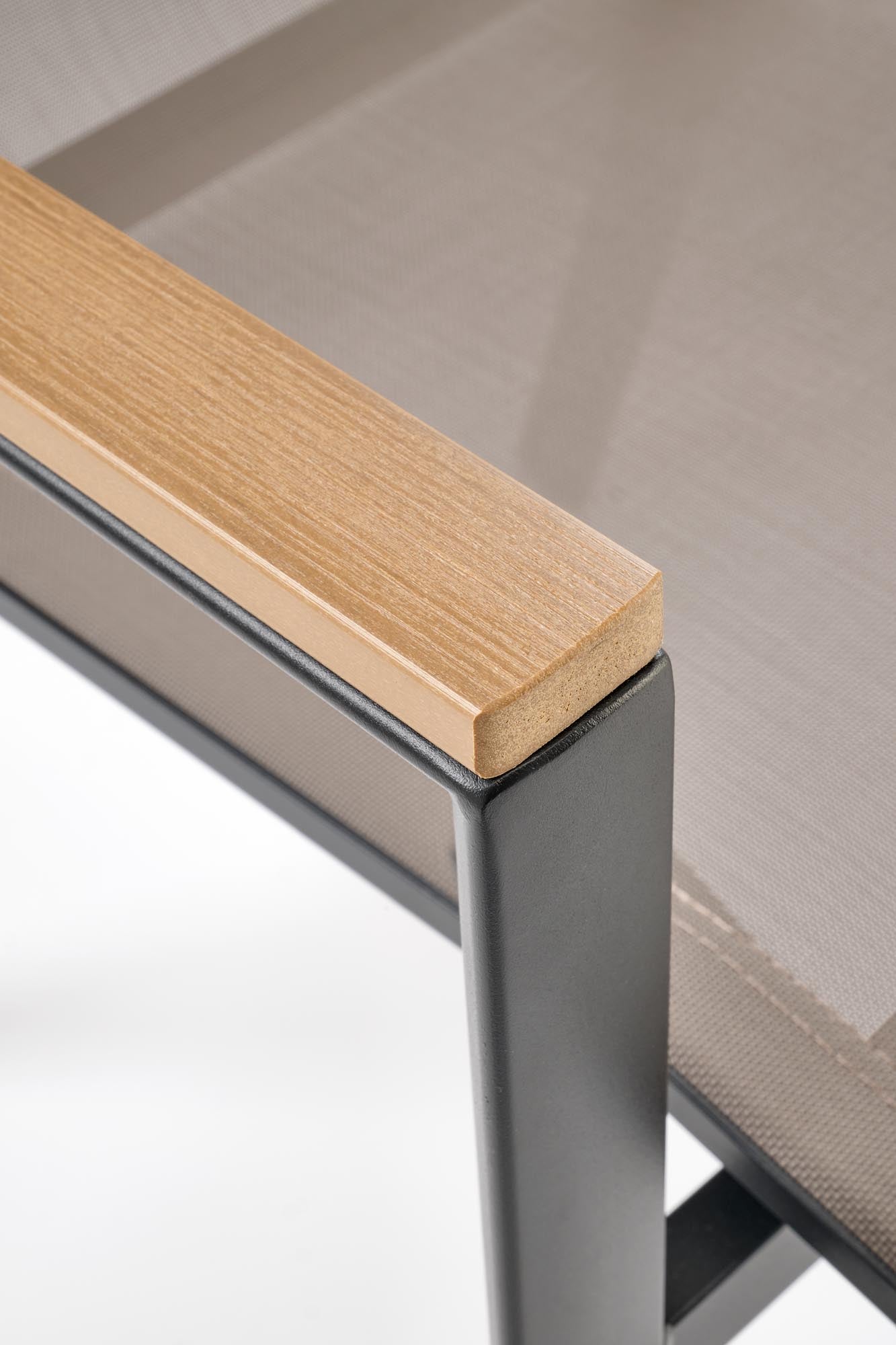 16060d401f32d6c47fe74dc42073bfd5