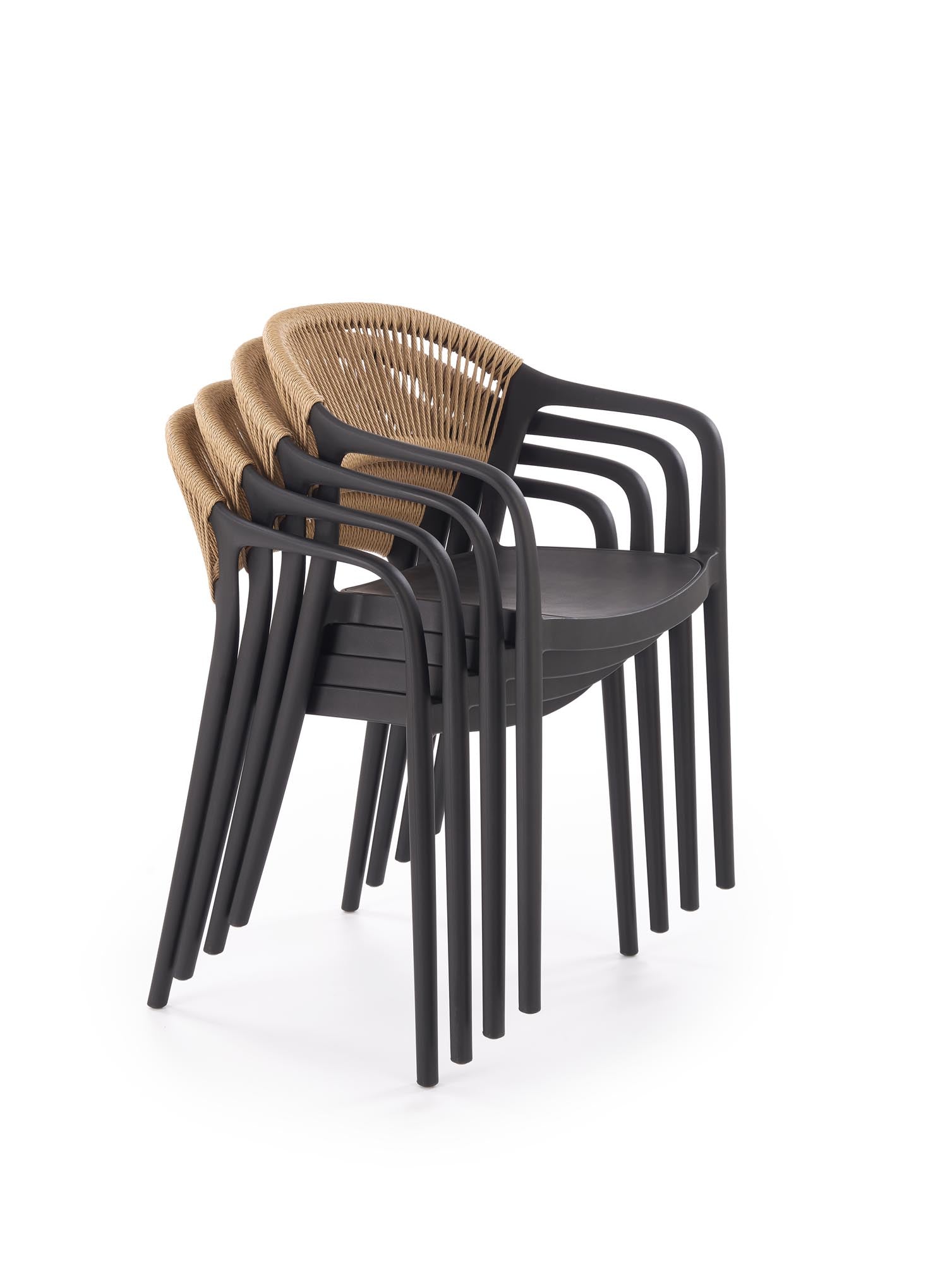 Krzesło MURAK – designerskie krzesło w stylu boho czarno-naturalne, z drewnianym akcentem, złożone w stos.
