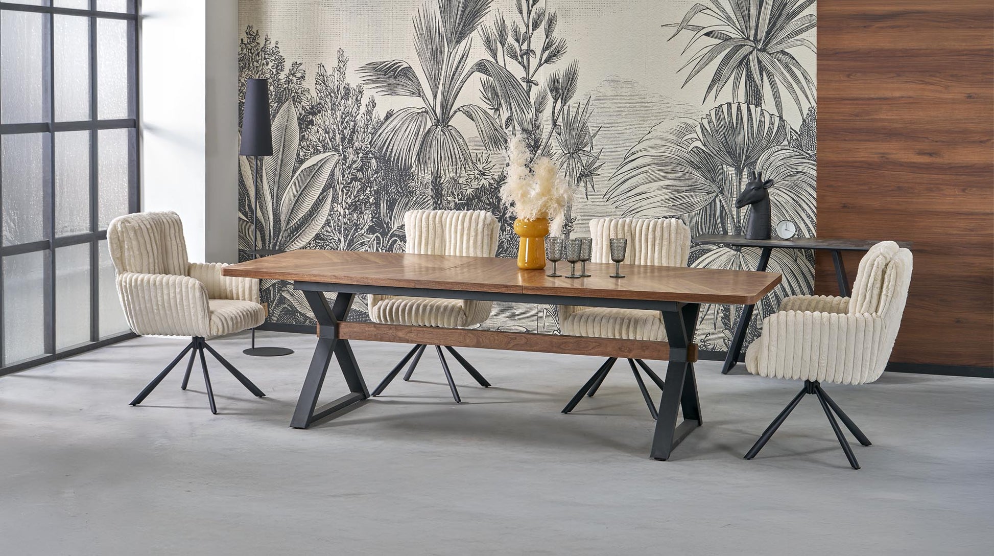 12b236f1048d4a402babc866f7c2447e